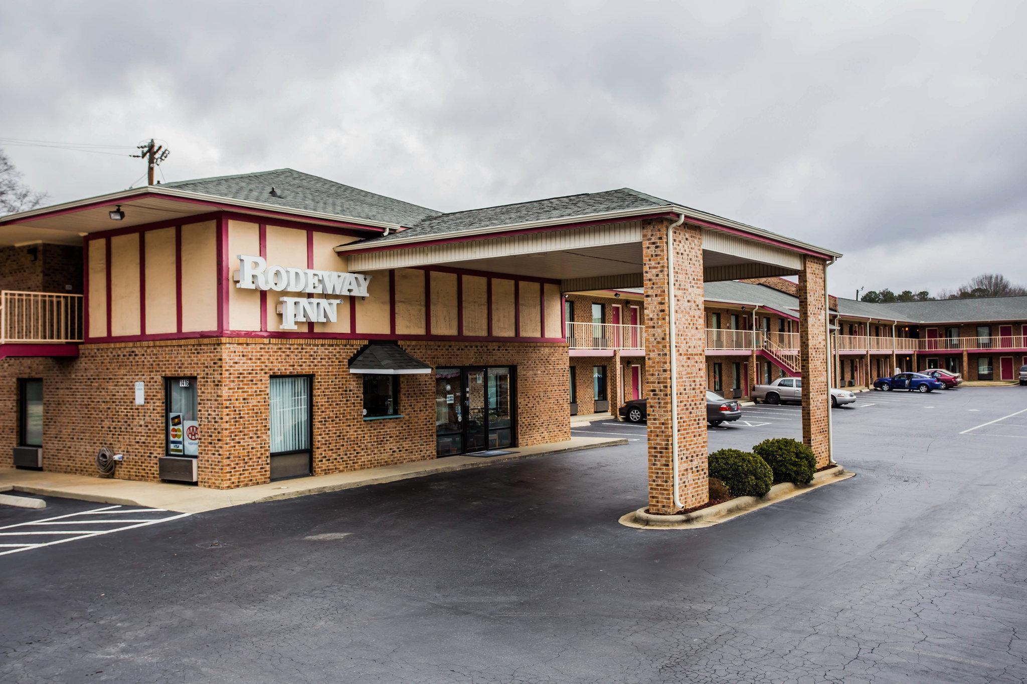 Rodeway Inn University Area Charlotte Buitenkant foto